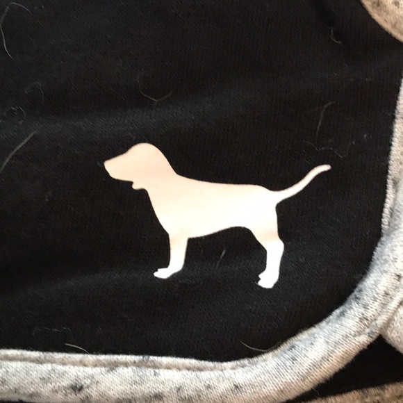 Woman’s PINK shorts size medium! - Picture 2 of 4